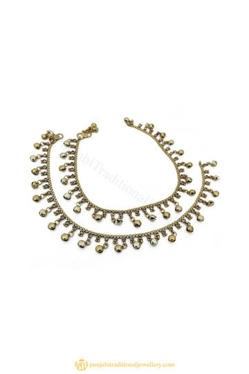 Gold Finished Payal by PTJ